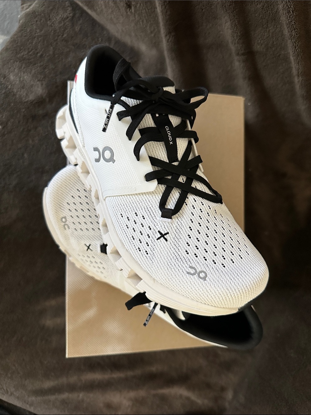 Cloud X4 Women's Athletic Shoes - Ivory/Black - Picture 2 of 4